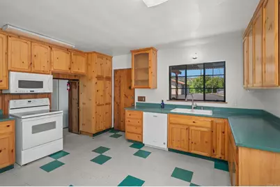 14038 San Pasqual Valley Road, Escondido, CA 92027 - Photo 11