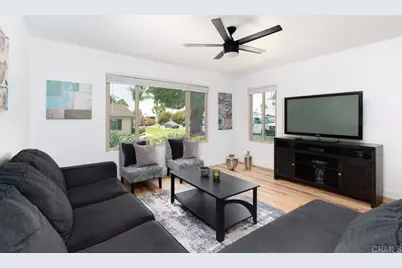 1025 Plover Way, Oceanside, CA 92057 - Photo 5