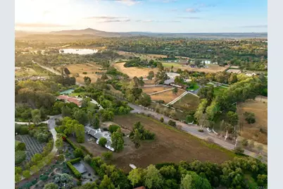 18244 Paseo Victoria, Rancho Santa Fe, CA 92067 - Photo 15