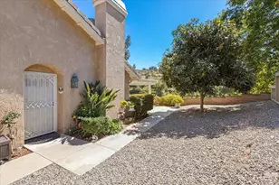 4233 Los Padres Dr, Fallbrook, CA 92028 - Photo 3