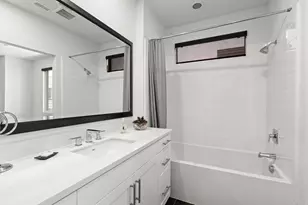 2563 State St, Carlsbad, CA 92008 - Photo 23