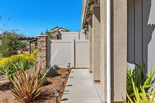 1918 Julie Dawn Pl, Escondido, CA 92026 - Photo 5