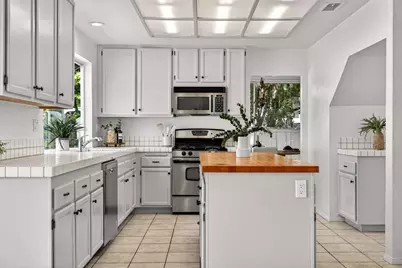 12144 Carrollton Square, San Diego, CA 92128 - Photo 13