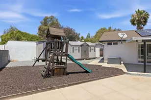 5755 Jeffries Ranch Rd, Oceanside, CA 92057 - Photo 27