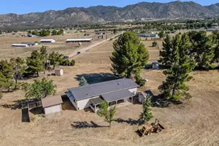 37589 Montezuma Valley Rd, Ranchita, CA 92066 - Photo 43