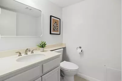 1813 Avenida Segovia, Oceanside, CA 92056 - Photo 11