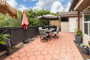 2836 Hillsboro Ct, Carlsbad, CA 92010 - Photo 11