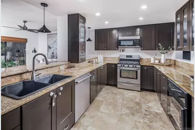 7415 Brava Street, Carlsbad, CA 92009 - Photo 9