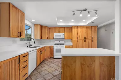 1651 Avocado Drive, Vista, CA 92083 - Photo 5