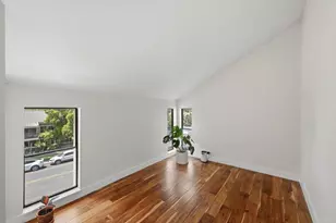 8463 Via Mallorca, La Jolla, CA 92037 - Photo 15