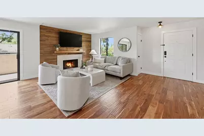 8463 Via Mallorca #13, La Jolla, CA 92037 - Photo 5