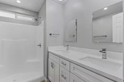 718 Sycamore Avenue #181, Vista, CA 92083 - Photo 5