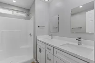 718 Sycamore Ave, Vista, CA 92083 - Photo 5