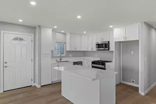 718 Sycamore Ave, Vista, CA 92083 - Photo 13