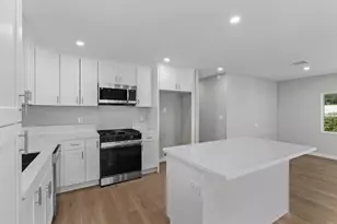 718 Sycamore Ave, Vista, CA 92083 - Photo 5