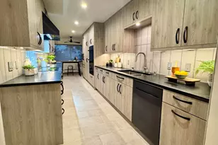 375 W I St, Encinitas, CA 92024 - Photo 1