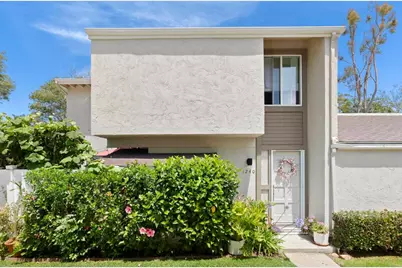 1240 Evergreen Dr, Cardiff by the Sea, CA 92007 - Photo 3