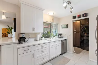 1240 Evergreen Dr, Cardiff by the Sea, CA 92007 - Photo 13