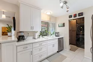 1240 Evergreen Dr, Cardiff by the Sea, CA 92007 - Photo 13