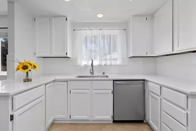 1205 Shay Place, Escondido, CA 92026 - Photo 19