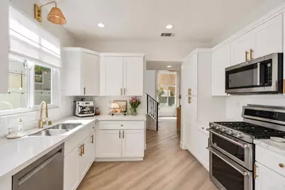 18 Chatri Circle, Lake Forest, CA 92610 - Photo 9
