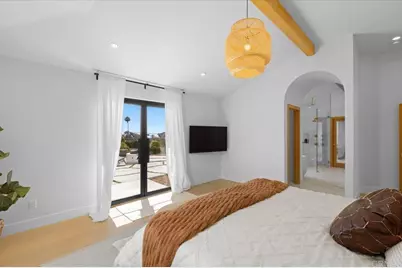 3170 Falcon Drive, Carlsbad, CA 92008 - Photo 13