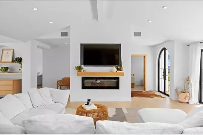 3170 Falcon Drive, Carlsbad, CA 92008 - Photo 9