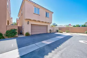 623 Calle Vibrante, Palm Desert, CA 92211 - Photo 27