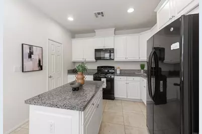 623 Calle Vibrante, Palm Desert, CA 92211 - Photo 5