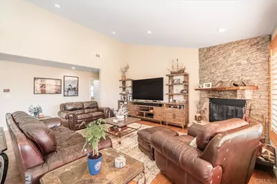 1960 Elevado Road, Vista, CA 92084 - Photo 11