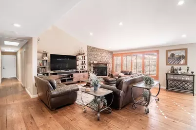 1960 Elevado Road, Vista, CA 92084 - Photo 9