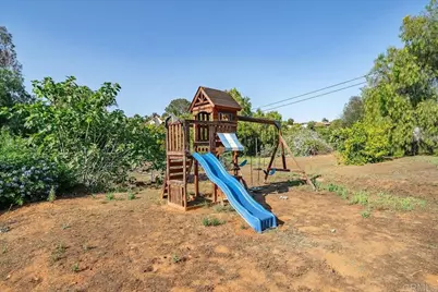 1960 Elevado Road, Vista, CA 92084 - Photo 59