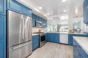 7593 Dehesa Ct, Carlsbad, CA 92009 - Photo 15