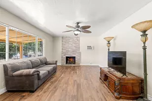 911 Davis St, Ramona, CA 92065 - Photo 9