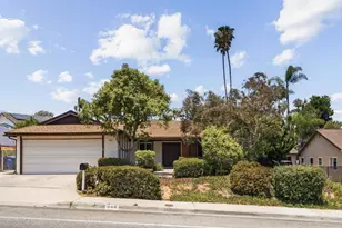 818 Crest Dr, Encinitas, CA 92024 - Photo 13