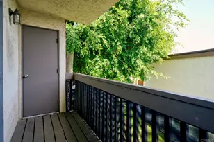 432 Edgehill Ln, Oceanside, CA 92054 - Photo 3