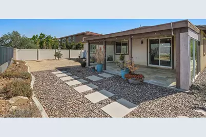 16574 Village Meadow Drive, Riverside, CA 92503 - Photo 33
