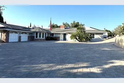 1001 Riverview Drive, Fallbrook, CA 92028 - Photo 1