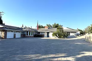 1001 Riverview Dr, Fallbrook, CA 92028 - Photo 1