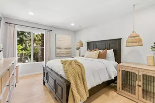 1855 Diamond, Pacific Beach (San Diego), CA 92109 - Photo 5