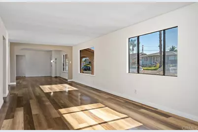110 S Hanford Avenue, San Pedro, CA 90732 - Photo 15