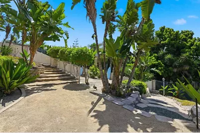3267 Avenida De Loyola, Oceanside, CA 92056 - Photo 39