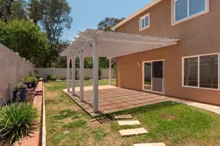 1661 Msn Mdws Dr, Oceanside, CA 92057 - Photo 37