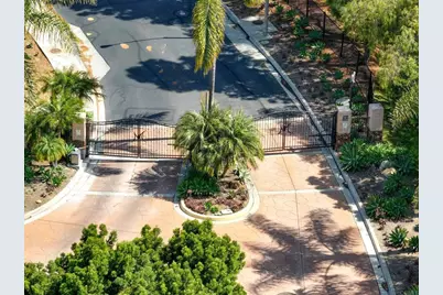 6269 Paseo Privado, Carlsbad, CA 92009 - Photo 37