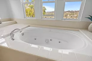 6269 Paseo Privado, Carlsbad, CA 92009 - Photo 23
