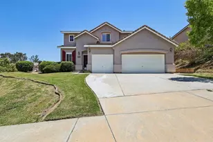 915 Applewilde Dr, San Marcos, CA 92078 - Photo 11