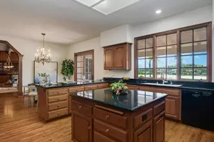 18246 Via Ascenso, Rancho Santa Fe, CA 92091 - Photo 31