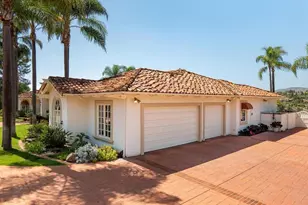 18246 Via Ascenso, Rancho Santa Fe, CA 92091 - Photo 51