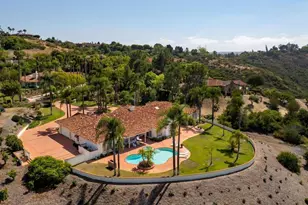 18246 Via Ascenso, Rancho Santa Fe, CA 92091 - Photo 57
