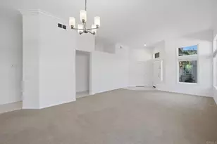 810 Calle Montera, Escondido, CA 92025 - Photo 11